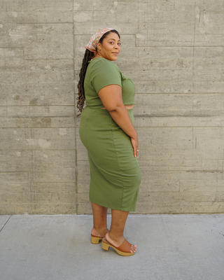 "Aubrey" Garment-Dyed Staple Midaxi Skirt in Olive