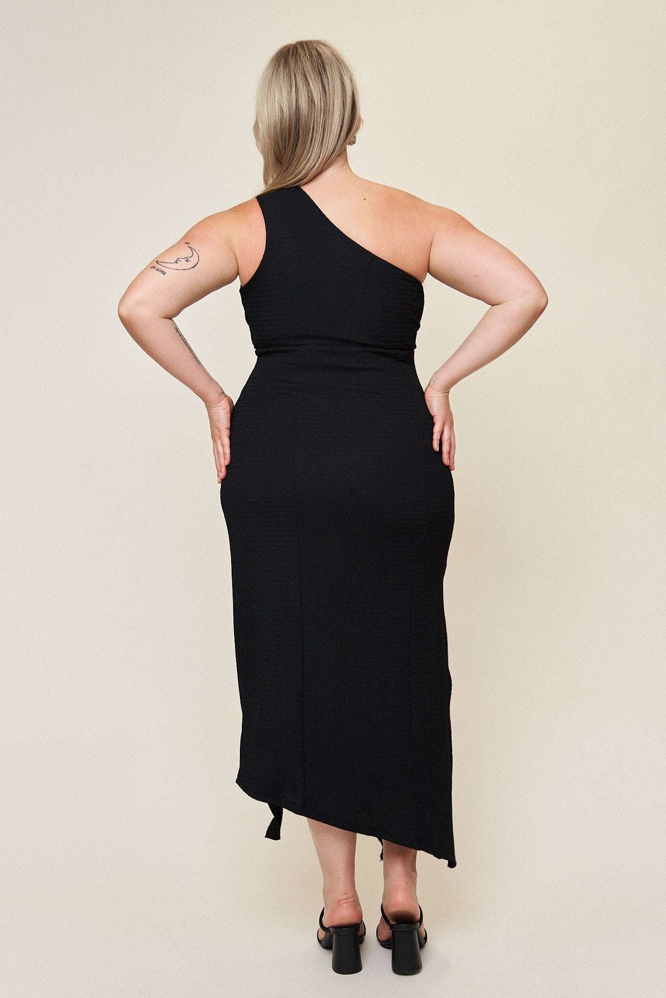 emily one shoulder maxi dress Step into the spotlight with the Emily One Shoulder Satin Maxi Dress in Soft Blushyour ultimate blend of classic elegance and modern style. Emily One Shoulder Satin Maxi Dress (Php 9,990) #EverNew #