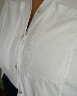 "Sophie" Stretch-Linen Shirt in White