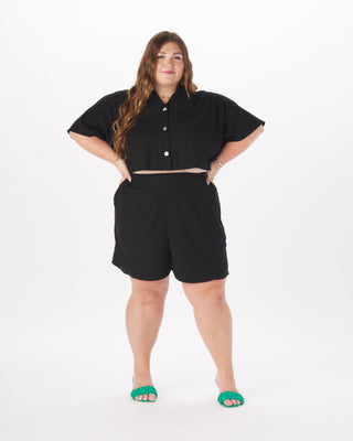 "Bobbie" Stretch-Linen Pull-On Short in Black